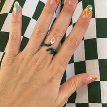 Load image into Gallery viewer, BABY VINE TENDRIL RING IN EMERALD GREEN - 99% PERFECT