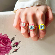 Load image into Gallery viewer, GIVE THEM FLOWERS RING IN PINK DIAMANTATO