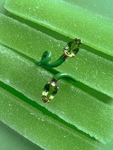 Load image into Gallery viewer, DOUBLE VINE TENDRIL RING IN GREEN