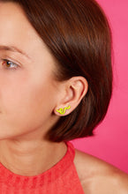 Load image into Gallery viewer, SHORT WAVE EARRINGS IN GREEN
