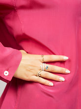 Load image into Gallery viewer, MAXI LOOP RING ~ IN WHITE

