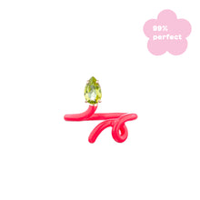 Load image into Gallery viewer, BABY VINE TENDRIL RING IN HOT PINK - 99% PERFECT
