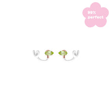 Load image into Gallery viewer, TENDRIL CRAWLER EARRINGS IN WHITE WITH PERIDOT
