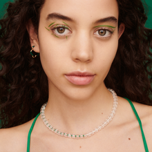 Load image into Gallery viewer, B BEADED NECKLACE IN PANNA AND GREEN
